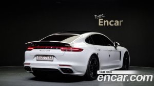 Porsche Panamera 3.0 AWD 2020 года из Южной Кореи