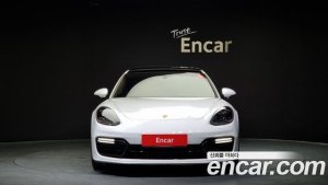 Porsche Panamera 3.0 AWD 2020 года из Южной Кореи