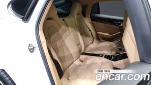 Porsche Panamera 3.0 AWD 2020 года из Южной Кореи