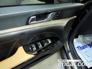 Kia K5 Signature 2020 года из Южной Кореи