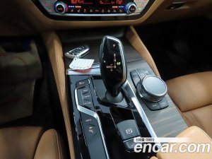 BMW 5-Series 530e Luxury 2020 года из Южной Кореи