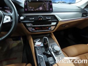 BMW 5-Series 530e Luxury 2020 года из Южной Кореи