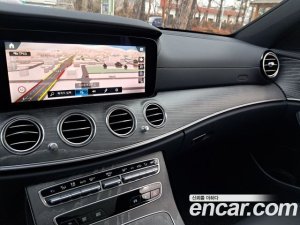 Mercedes-Benz E-Class E350 4MATIC AMG Line 2021 года из Южной Кореи