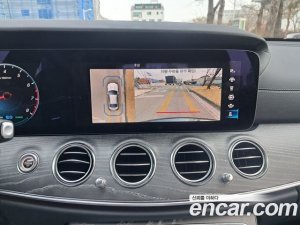 Mercedes-Benz E-Class E350 4MATIC AMG Line 2021 года из Южной Кореи