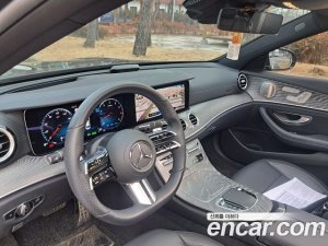 Mercedes-Benz E-Class E350 4MATIC AMG Line 2021 года из Южной Кореи