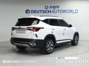 Kia Seltos Бензин 1.6 Turbo 4WD 2022 года из Южной Кореи