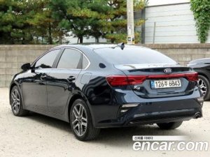 Kia K3 Signature 2021 года из Южной Кореи
