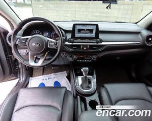 Kia K3 Signature 2021 года из Южной Кореи