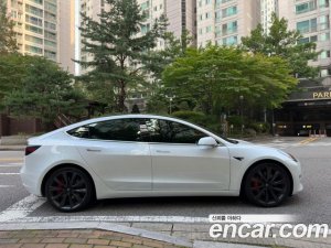 Tesla Model 3 Performance 2020 года из Южной Кореи