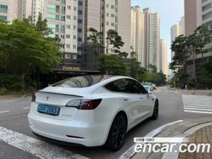 Tesla Model 3 Performance 2020 года из Южной Кореи