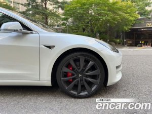 Tesla Model 3 Performance 2020 года из Южной Кореи