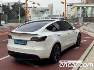 Tesla Model Y Performance 2021 года из Южной Кореи