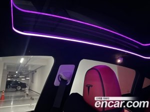 Tesla Model Y Performance 2021 года из Южной Кореи