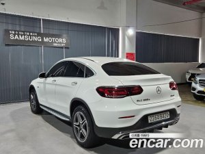 Mercedes-Benz GLC-Class GLC300e 4MATIC Coupe 2020 года из Южной Кореи