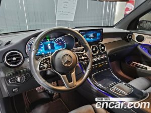 Mercedes-Benz GLC-Class GLC300e 4MATIC Coupe 2020 года из Южной Кореи