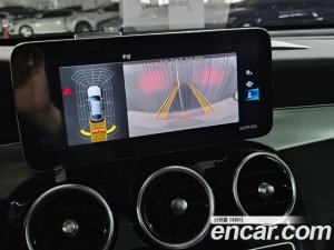 Mercedes-Benz GLC-Class GLC300e 4MATIC Coupe 2020 года из Южной Кореи