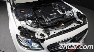 Mercedes-Benz E-Class E300 4MATIC AMG Line 2020 года из Южной Кореи