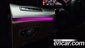 Mercedes-Benz E-Class E300 4MATIC AMG Line 2020 года из Южной Кореи