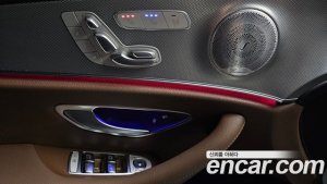 Mercedes-Benz E-Class E300 4MATIC AMG Line 2020 года из Южной Кореи