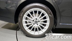 Mercedes-Benz E-Class E250 Exclusive 2021 года из Южной Кореи