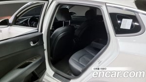 Kia K5 2.0 2020 года из Южной Кореи