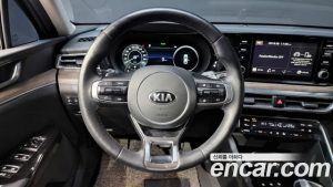 Kia K5 2.0 2020 года из Южной Кореи