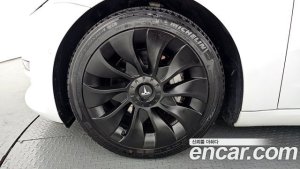 Tesla Model 3 Standard RANGE Plus 2021 года из Южной Кореи