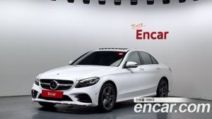 Mercedes-Benz C-Class C200 AMG Line 2021 года из Южной Кореи