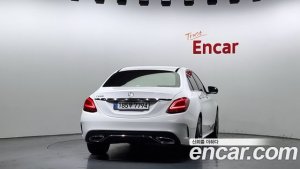 Mercedes-Benz C-Class C200 AMG Line 2021 года из Южной Кореи