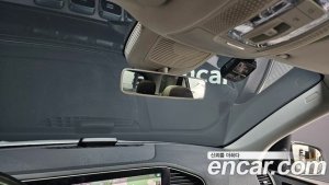 Mercedes-Benz GLE-Class GLE300d 4MATIC 2020 года из Южной Кореи