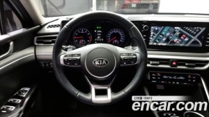 Kia K5 2.0 2021 года из Южной Кореи