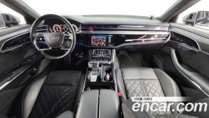 Audi S8 4.0 TFSI 4WD LWB 2021 года из Южной Кореи