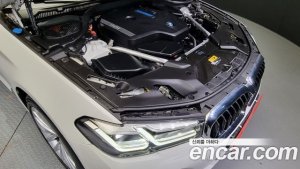BMW 5-Series 530e Luxury 2021 года из Южной Кореи