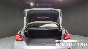 BMW 5-Series 530e Luxury 2021 года из Южной Кореи