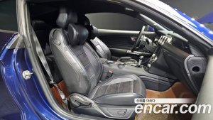 Ford Mustang Coupe 2020 года из Южной Кореи