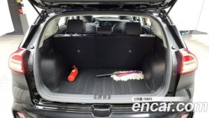Kia Niro 1.6 HEV 2021 года из Южной Кореи