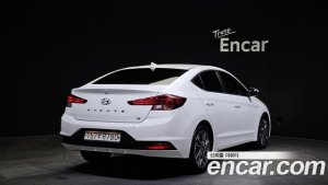 Hyundai AVANTE 1.6 2020 года из Южной Кореи