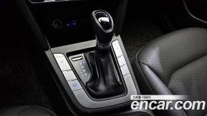Hyundai AVANTE 1.6 2020 года из Южной Кореи