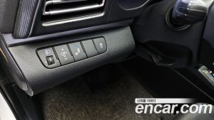 Hyundai AVANTE 1.6 2020 года из Южной Кореи