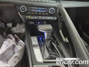 Hyundai AVANTE 1.6 2021 года из Южной Кореи