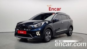 Kia Niro 1.6 HEV 2020 года из Южной Кореи