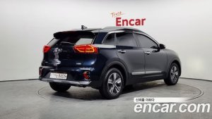 Kia Niro 1.6 HEV 2020 года из Южной Кореи