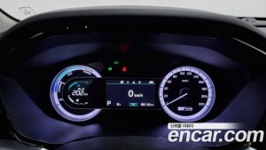 Kia Niro 1.6 HEV 2020 года из Южной Кореи