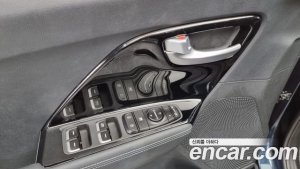 Kia Niro 1.6 HEV 2020 года из Южной Кореи