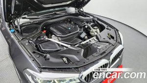 BMW 5-Series 520d Luxury Plus 2020 года из Южной Кореи