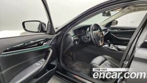BMW 5-Series 520d Luxury Plus 2020 года из Южной Кореи
