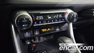 Toyota RAV4 2.5 2WD HYBRID 2020 года из Южной Кореи