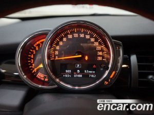 Mini Cooper 5Door ROSEWOOD Edition 2020 года из Южной Кореи