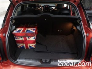 Mini Cooper 5Door ROSEWOOD Edition 2020 года из Южной Кореи