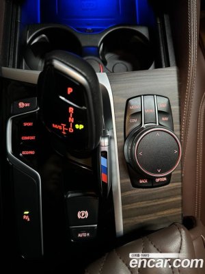 BMW 5-Series 520i M Sport 2020 года из Южной Кореи